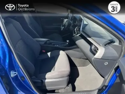 Photo 5 Toyota C-HR  122h Dynamic Business 2WD E-CVT + Programme Beyond Zero Academy MY22