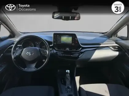Photo 7 Toyota C-HR  122h Dynamic Business 2WD E-CVT + Programme Beyond Zero Academy MY22