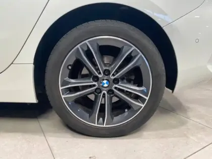 Photo 8 BMW Serie 1 Série 1 118iA 140ch Edition Sport DKG7