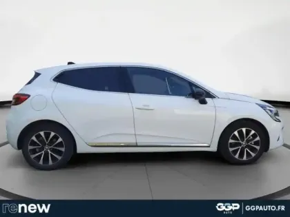 Photo 5 Renault Clio  1.6 E-Tech hybride 145ch Techno