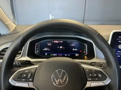 Photo 10 Volkswagen T-roc  1.5 TSI EVO 150ch Style DSG7