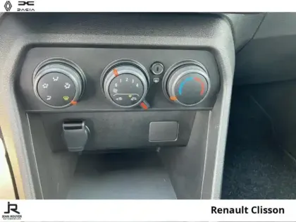 Photo 11 Dacia Sandero  SCe 65ch Essential