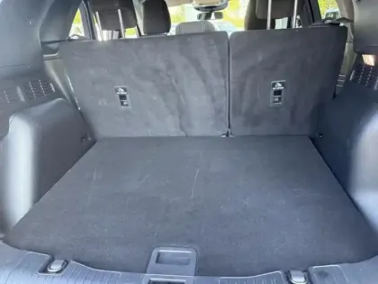 Photo 12 Ford Kuga  2.5 Duratec 180ch Hybrid FlexiFuel Titanium Business Powershift