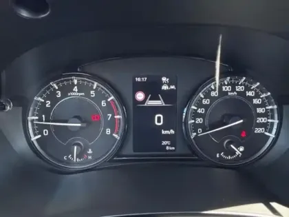 Photo 10 Suzuki Vitara  1.4 Boosterjet Hybrid 110ch Style MY25