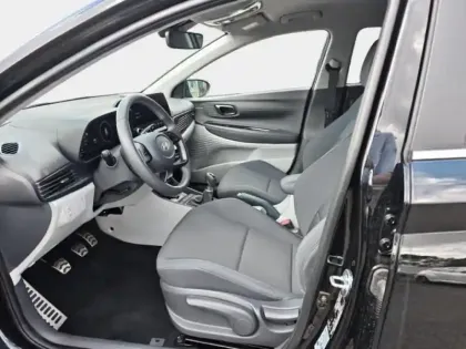 Photo 13 Hyundai Bayon  1.0 T-GDi 100ch Hybrid 48V Creative