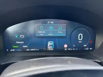 Photo 10 Ford Kuga  2.5 Duratec 180ch Hybrid FlexiFuel Titanium Business Powershift
