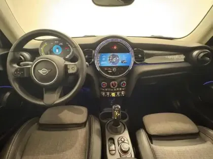 Photo 12 Mini Mini  Cooper SE 184ch Edition Camden BVA 5CV
