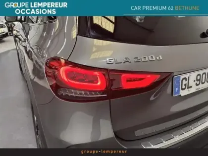 Photo 12 Mercedes GLA  200 d 150ch AMG Line 8G-DCT