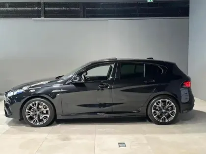 Photo 17 BMW Serie 1 Série 1 120A 170ch M Sport DKG7