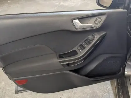 Photo 20 Ford Fiesta  1.0 Flexifuel 95ch Active X 5p