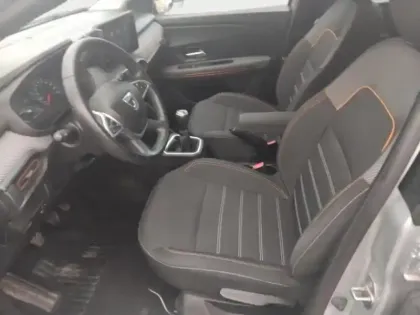 Photo 13 Dacia Sandero  1.0 TCe 90ch Stepway Confort -22