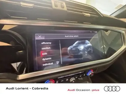 Photo 13 Audi Q3  35 TFSI 150ch Mild Hybrid S line S tronic 7