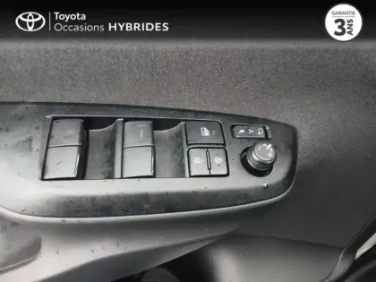 Photo 13 Toyota Yaris  Cross 116h Dynamic Business MC24