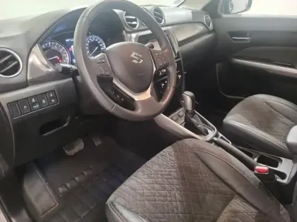 Photo 7 Suzuki Vitara  1.4 Boosterjet Hybrid 129ch Style Auto