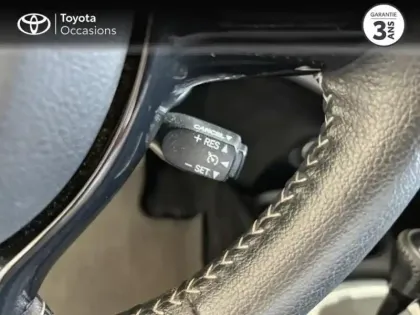 Photo 6 Toyota Yaris  100h Dynamic 5p Confort Plus