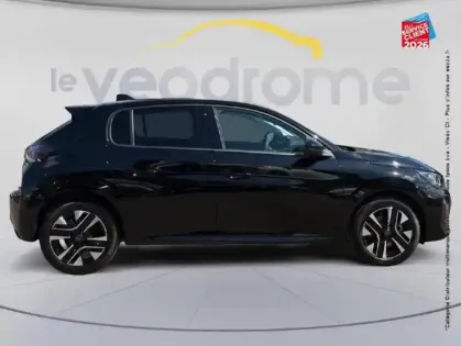 Photo 18 Peugeot 208  1.2 Hybrid 145ch Allure e-DCS6 Siege chauf