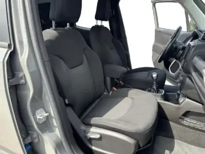 Photo 14 Jeep Renegade  1.0 GSE T3 120ch Quiksilver Edition