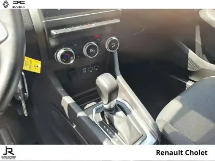 Photo 5 Renault Clio  1.6 E-Tech hybride 140ch Business -21N