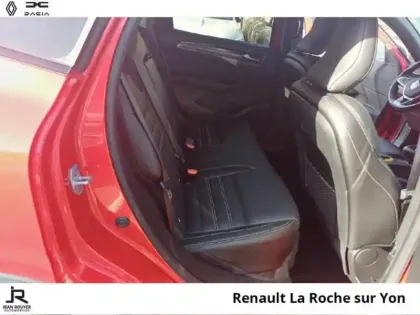 Photo 14 Renault Arkana  1.6 E-Tech hybride 145ch Engineered -22