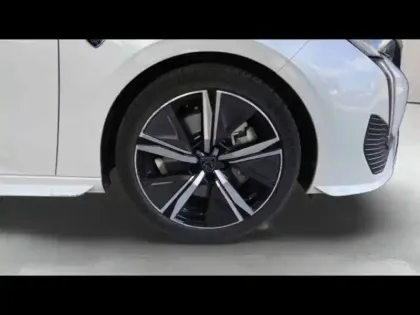 Photo 24 Peugeot 308  PHEV 180ch GT e-EAT8