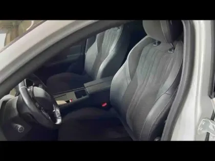 Photo 25 Peugeot 308  PHEV 180ch GT e-EAT8