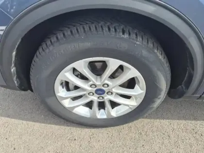 Photo 7 Ford Kuga  2.5 Duratec 190ch FHEV E85 Titanium BVA