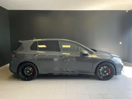 Photo 6 Volkswagen Golf  2.0 TSI 300ch GTI Clubsport DSG7
