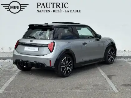 Photo 19 Mini Cooper  3 Portes S 204ch JCW DKG7