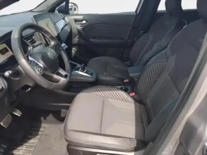 Photo 13 Renault Captur  1.8 E-Tech full hybrid 160ch esprit Alpine - 25