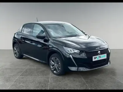 Photo 6 Peugeot 208  e- 136ch Style