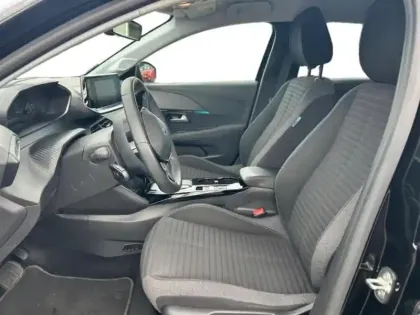 Photo 9 Peugeot 208  e- 136ch Style