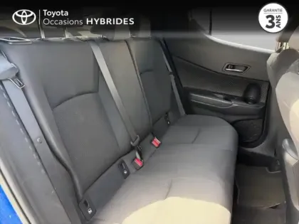 Photo 6 Toyota C-HR  122h Graphic 2WD E-CVT RC18