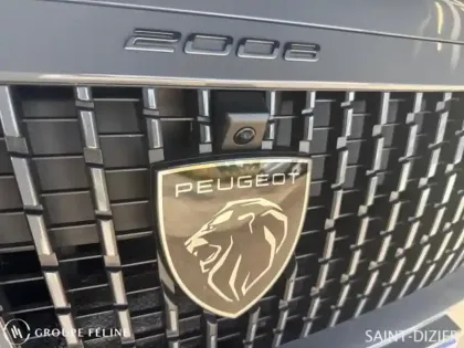 Photo 13 Peugeot 2008  1.2 Hybrid 145ch Allure e-DCS6