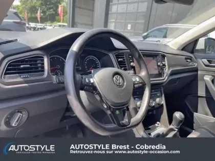 Photo 23 Volkswagen T-roc  1.0 TSI 115ch Lounge