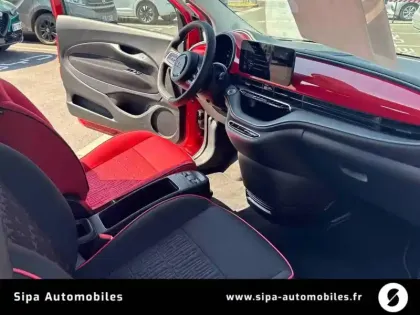 Photo 39 Fiat 500  e 95 ch