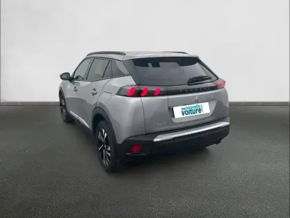 Photo 6 Peugeot 2008  PureTech 100 S&S BVM6