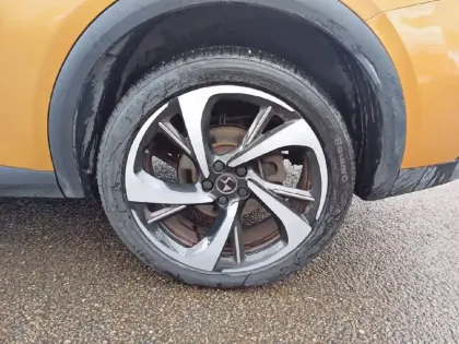 Photo 12 DS DS 7 DS7 Crossback BlueHDi 180 EAT8