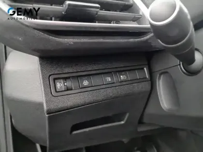 Photo 35 Peugeot 3008  Hybrid 225 e-EAT8