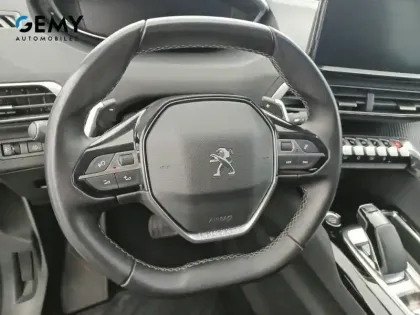 Photo 31 Peugeot 3008  Hybrid 225 e-EAT8