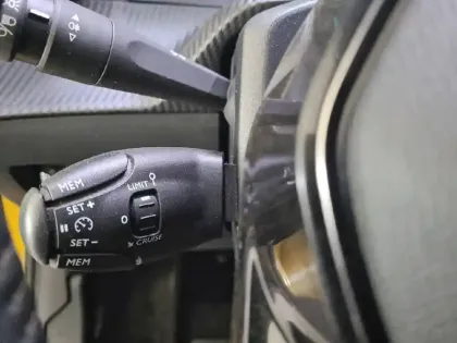 Photo 46 Peugeot 208  Electrique 50 kWh 136ch