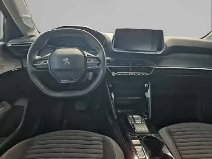Photo 7 Peugeot 208  Electrique 50 kWh 136ch