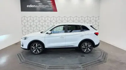 Photo 6 Mg ZS  1.5 L Hybrid+ 197 ch