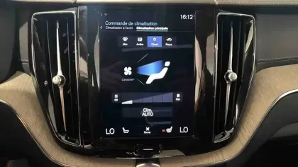 Photo 22 Volvo XC60  T6 Recharge AWD 253 ch + 87 ch Geartronic 8