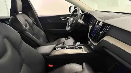 Photo 26 Volvo XC60  T6 Recharge AWD 253 ch + 87 ch Geartronic 8