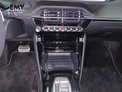 Photo 13 Peugeot 208  Hybrid 100 e-DCS6