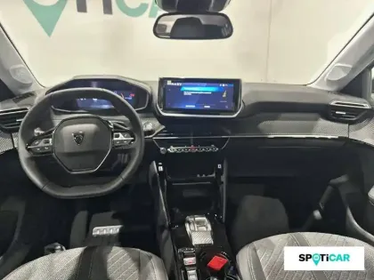 Photo 8 Peugeot 208  Electrique 50 kWh 136ch