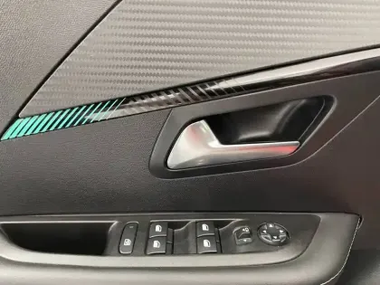 Photo 31 Peugeot 208  Electrique 50 kWh 136ch