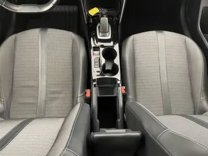 Photo 24 Peugeot 208  Electrique 50 kWh 136ch