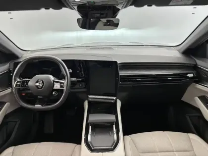 Photo 55 Renault Espace  E-Tech hybrid 200
