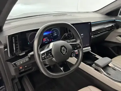 Photo 35 Renault Espace  E-Tech hybrid 200